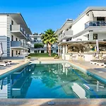 Aparthotel Akritas