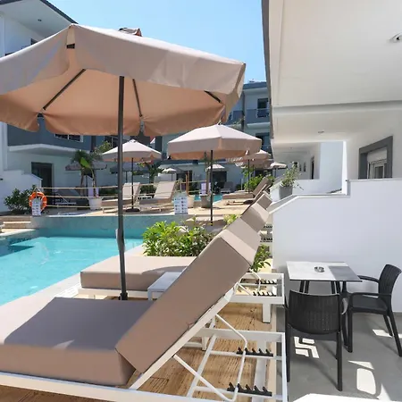 Akritas Aparthotel 4*