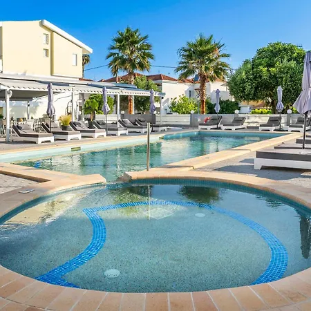 Akritas 4* Pefkochori