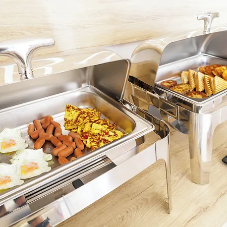 Apart Otel Akritas 4*