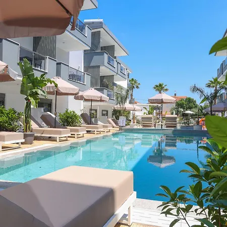 Apartahotel Akritas