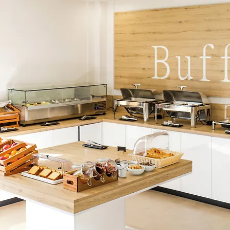 Ξενοδοχείο με διαμερίσματα Akritas Πευκοχώρι