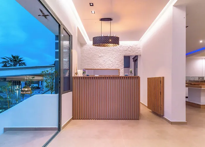 Akritas Aparthotel 4*